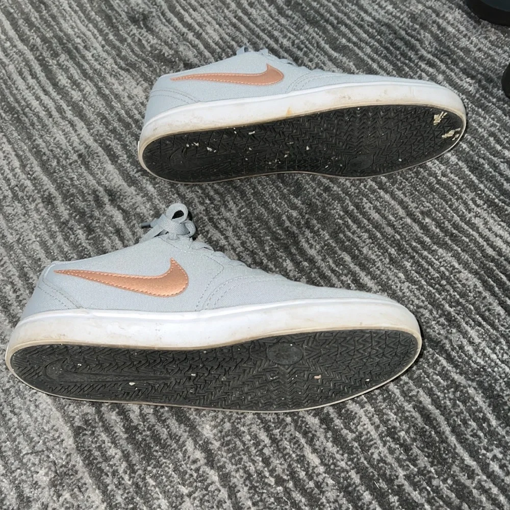 Nike Shoes-USED